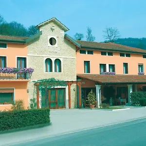Isetta Hotel